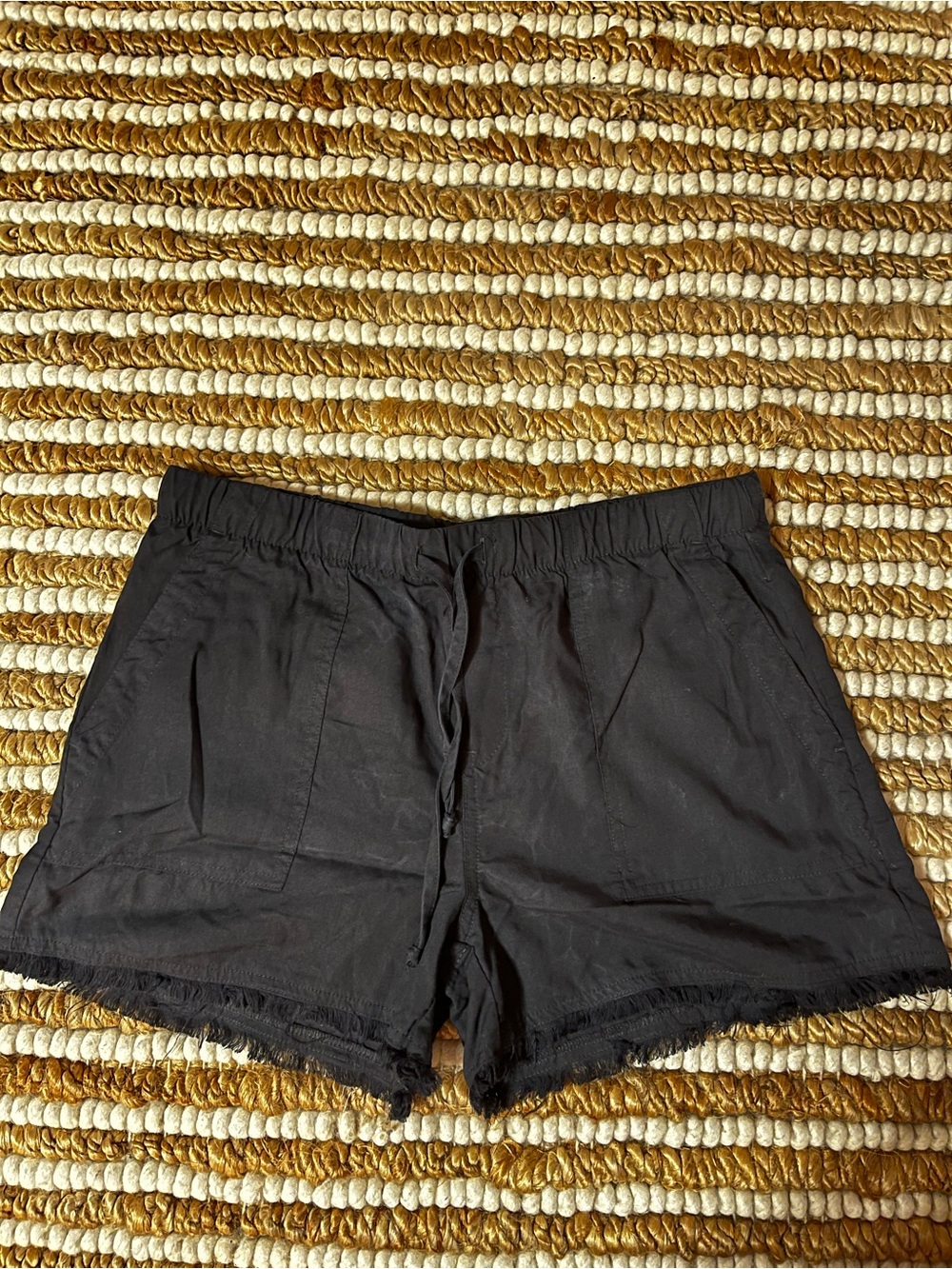 Black Women's Drawstring Raw hem Shorts